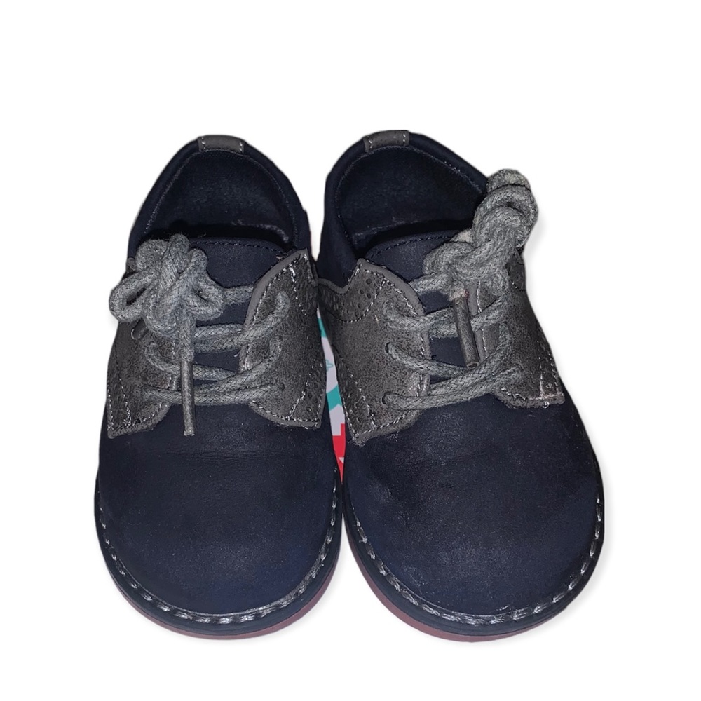 B.O.C. Born Oxford Shoes